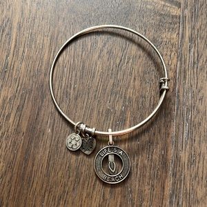 Angelica Bangle Charm Bracelet Silver Life’s A Beach